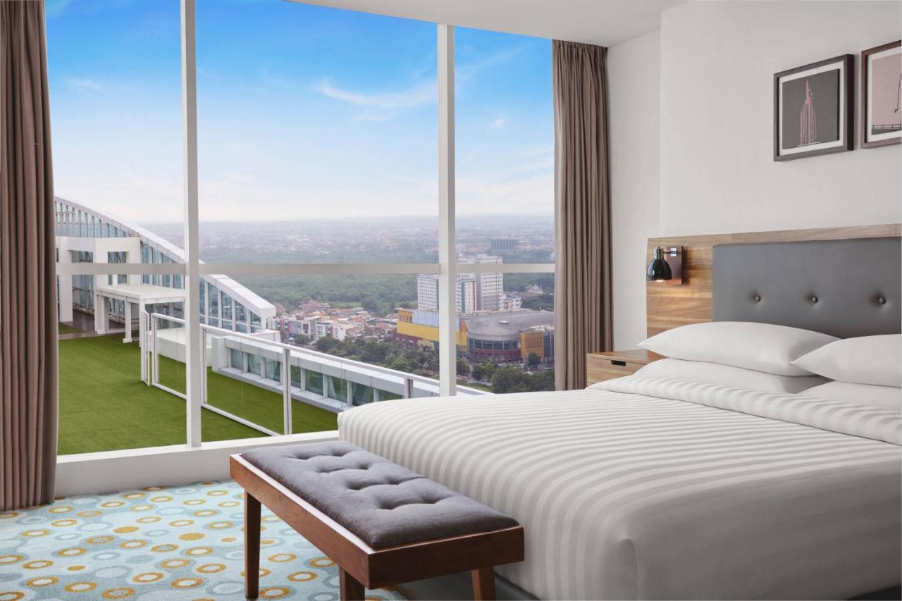 Fairfield By Marriott Surabaya Hotel Luaran gambar