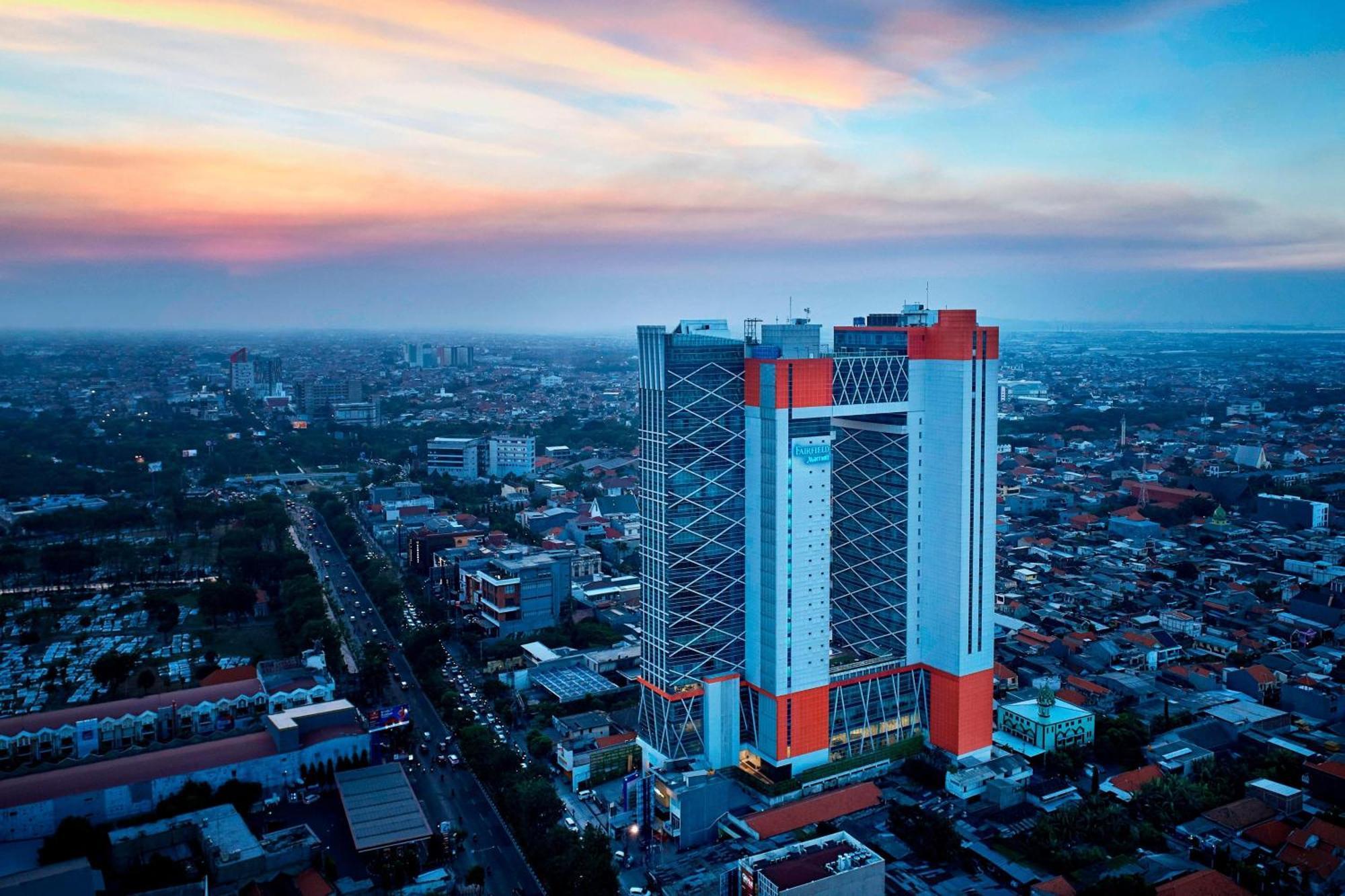 Fairfield By Marriott Surabaya Hotel Luaran gambar