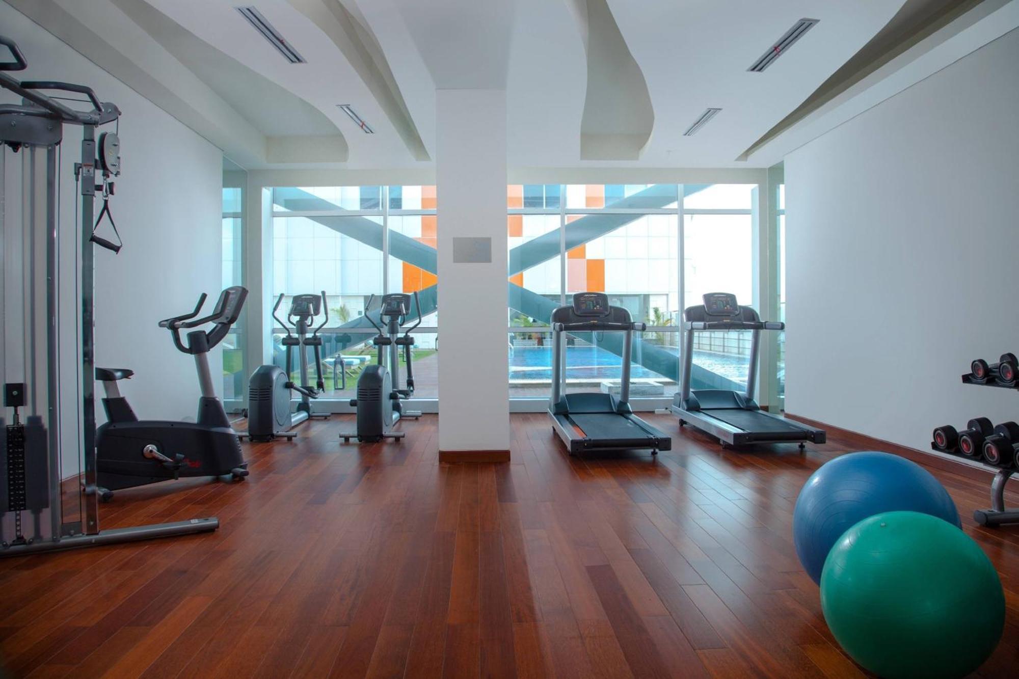 Fairfield By Marriott Surabaya Hotel Luaran gambar