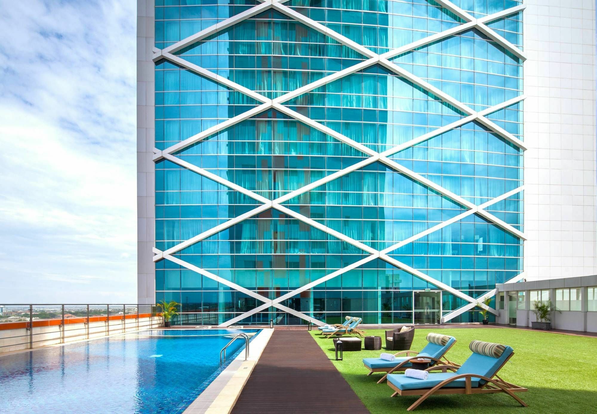 Fairfield By Marriott Surabaya Hotel Luaran gambar